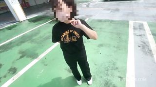 大◯生彼女と2人のエッチするシーツを買いにドンキに行ってスタバデート。最後は激しくえっちする大◯生カップル。