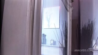 Luna Luxx Licks Victoria Rose's Clit While She Is Getting Ass Fucked