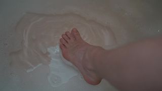 HIDIHEAVENTOOSH - RINSE OFF THE TOES