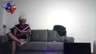 CURVY PETITE EBONY MILF