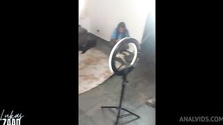 Na orgia a brat safada nao quis liberar o cuzinho mas com jeitinho acabei arrombando seu cu delicioso