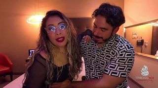 CAZANDO ACTRICES: CANTANTE, MADURA Y PUTA