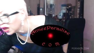 My wife is a whore! I spread her legs in front of the whole world and my slut obediently sucks my dick in front of you!