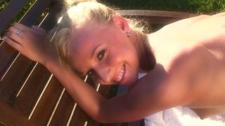 TODAY IS BOTH OF THEIR LUCKY DAYS AND THEY GET TO WORK MUNCHING BOX AND FINGERING EACH...