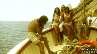 ANAL BACKSTAGE WITH SILVIA LANCOME AND FABIOLA DOS SANTOS