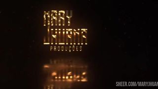 Bbw no provador mostrando o plug do cuzinho - Mary Jhuana