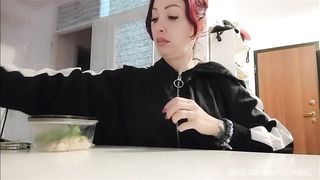 mmmmibn love for burping and seafood