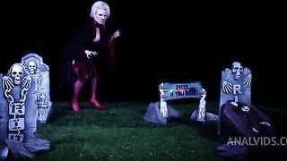 Victoria Rush And Carla Cox Love Snowballing