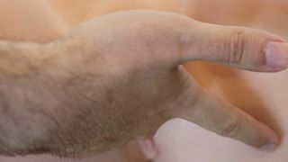 3 + 1 TECHNIQUES POUR BIEN DOIGTER UNE FEMME (POINT G, DEEP SPOT, POINT A)