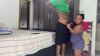 FODENDO A MINI BUCETA DA ANAZINHA E O COZINHO DELA PELA PRIMEIRA VEZ