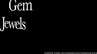 Gem the Jewels and Porsha Carrera lick each other