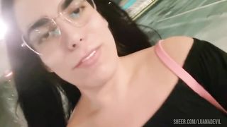 mamando o pau do casado no estacionamento do shopping