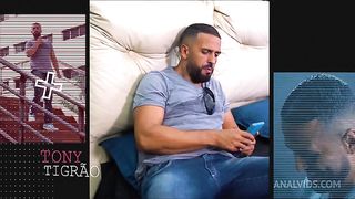 Behind the scenes of a porn, with a lot of anal and cumshot in the face