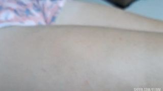 paso todo el dia manoseando a mi hijastra