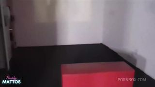 Fui no cinema porno do centro da cidade levar porra dos punheteiros