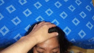 MADURA CRISTIANA AMA CHUPARME LA POLLA, SU ESPOSO ESTA EN LA IGLESIA