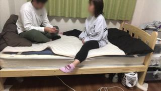 大◯生彼女が泊まりに来て音楽聴いたりトランプでババ抜きしたりしていちゃいちゃしてるうちに、、