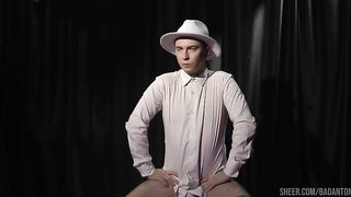 COSPLAY BOY AT WHITE DRESS PLAY FETISH GAME