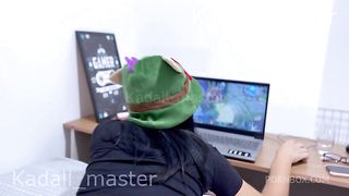 Namorado Nerd nao deixa namorada jogar e grava o sexo - Wine Flame