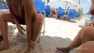 Paola Gurgel Paty Bumbum e Mirella Montana na praia mostrando tudo ao Binho Ted