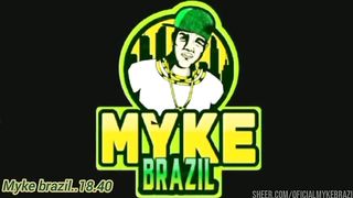 Eu fui para um motel com uma gostosa paolla japa ela adora dar o cuzinho e de tomar porra na boca