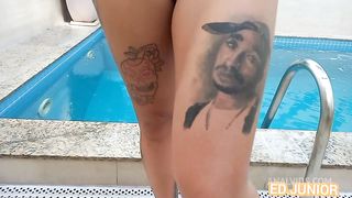 ED JUNIOR FODE O CU DE UMA GAUCHA SEM CAMISINHA NA PISCINA