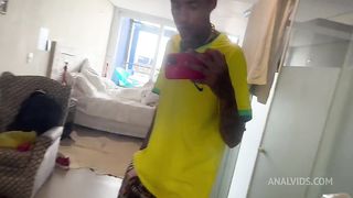 Comendo a Amanda Souza a gostosa e o amigo dela filmando tudo