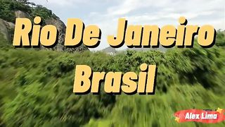 Minha primeira experiencia com uma trans nifetinha de 18 anos