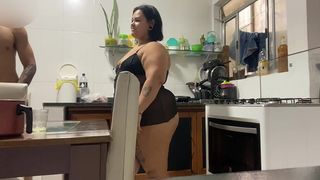 FANTASMAPCK - MINHA EMPREGADA CASADA DEIXO CORNINHO EM CASA E VEIO ME DA GOSTOSO