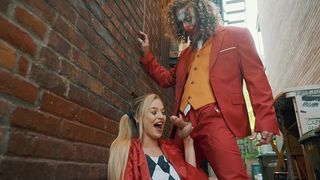 BLAKE BLOSSOM AS HARLEY QUINN CRAVES JOKERS LONG COCK - JOKER PORN COSPLAY PARODY