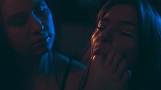 SHE WAS LICKING MY TOES LIKE IT WAS A DESSERT