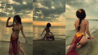 PRINCESS LEIA IS WAITING FOR YOU ON THE BEACH