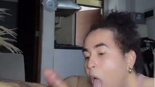 ME DAN COMO TIENE QUE SER