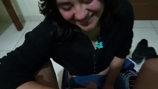 MI AMIGA CRISTIANA DE 18 ANOS QUIERE SU DOSIS DE LECHE