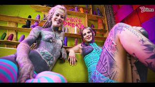 2 TATTOO LESBIANS ANAL PLAY WITH BIG TOYS IN THERE ASSHOLES - ATM, GAPES, REAL ORGASM