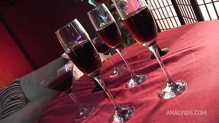 Denise Klarskov And Cathy Berry Let Him Cum On Both Their Faces At Once