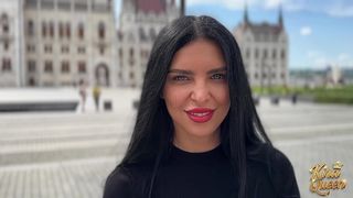 KIRA QUEEN’S STREET TEASE ENDS IN RAW COUCH CREAMPIE!