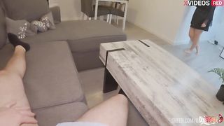 Puedo ayudar ! Tu solo dime donde le duele a mi amado hijastro.