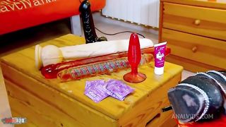 Double penetration with cock and dildo for young Kim Equinoxx