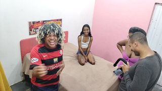 BASTIDORES DE GRAVACAO, LEO OGRO BOTANDO SO NO CU DA JASMINE SANTANNA.