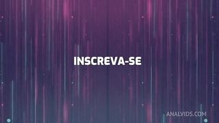 Desviei o caminho do gostoso que ia na padaria e mostrei meu sonho para ele no carro