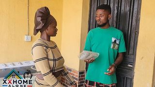 ONLINE WHATSAPP VENDORS DOING HER SIDE HUSTLING AS OS DELIVERING HER SWEET PUSSY TO HER CLIENT.