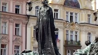 Federica Enjoys Anal Pounding At The Gym