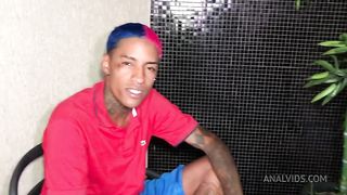 NOVINHA GOSTOSA MAGRINHA DANDO NO PELO SEM CAMISINHA PARA O NOVINHO DA FAVELA