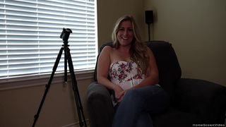 SUPER HOT BLONDE BABE KATE