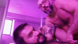 MIKE VERINNE FUCKS MINEIRO