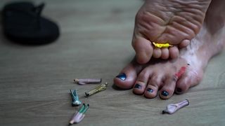 CRUSHING LITTLE PEOPLE