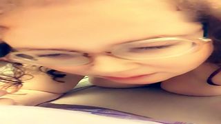 DES BONNES FESSEES IL SAIT COMMENT ME FAIRE CRIER