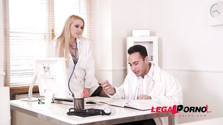 Hot nurse Amber Jayne gets her Twat pummeled hard