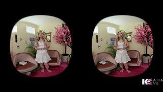 VR GENDER SWAP INTO HOT STEPSISTER: GROPE & FELT UP